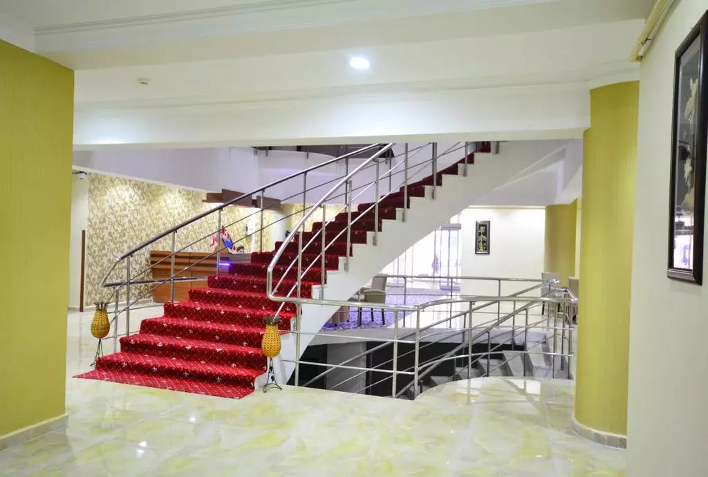 702666hotel dimet park van turkey_shabavizparvaz_17.jpg